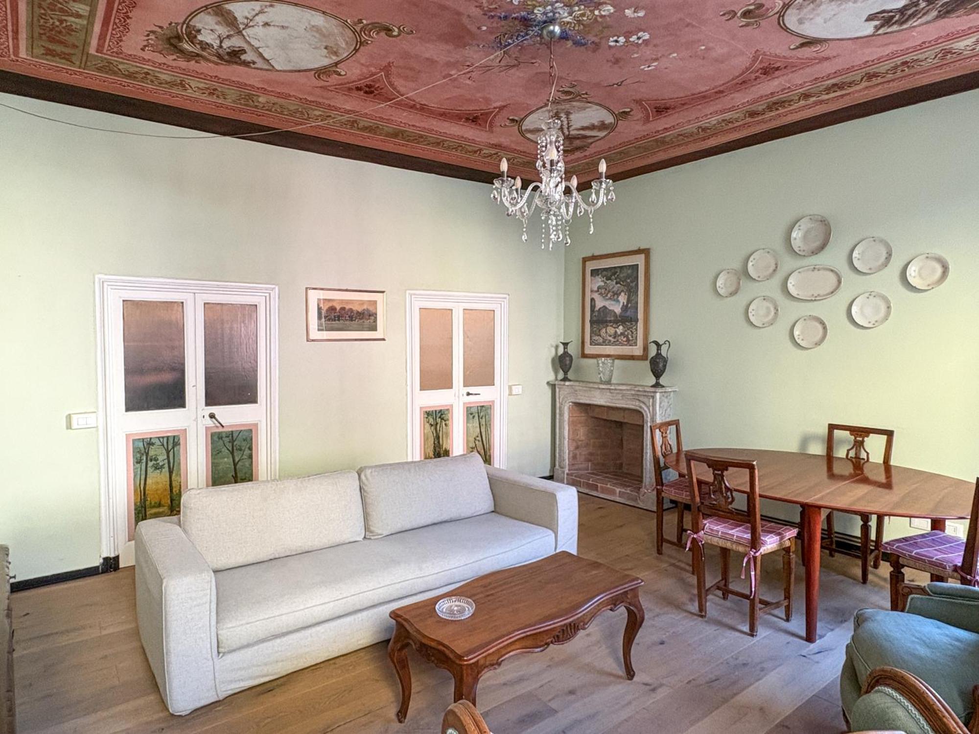 Marina Apartment, Unique, Authentic, Beachfront, 2 Aircondo Bdr , 2Bht, Easy To Train Or From Private Parking Βερνάτσα Εξωτερικό φωτογραφία